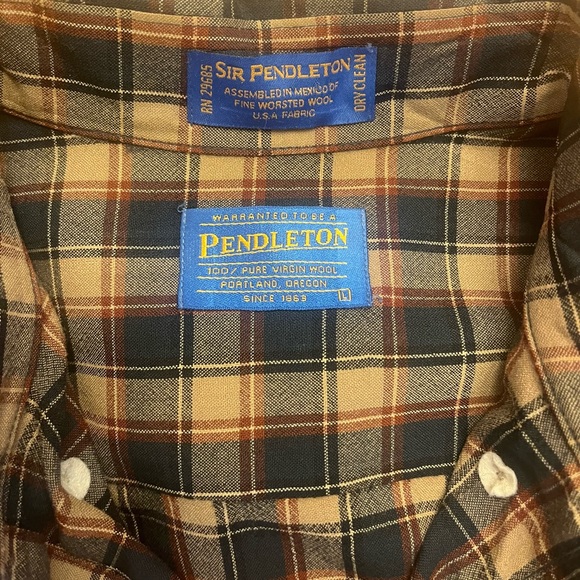 Pendleton Men’s Large 100% Wool Button Down. - Picture 2 of 8
